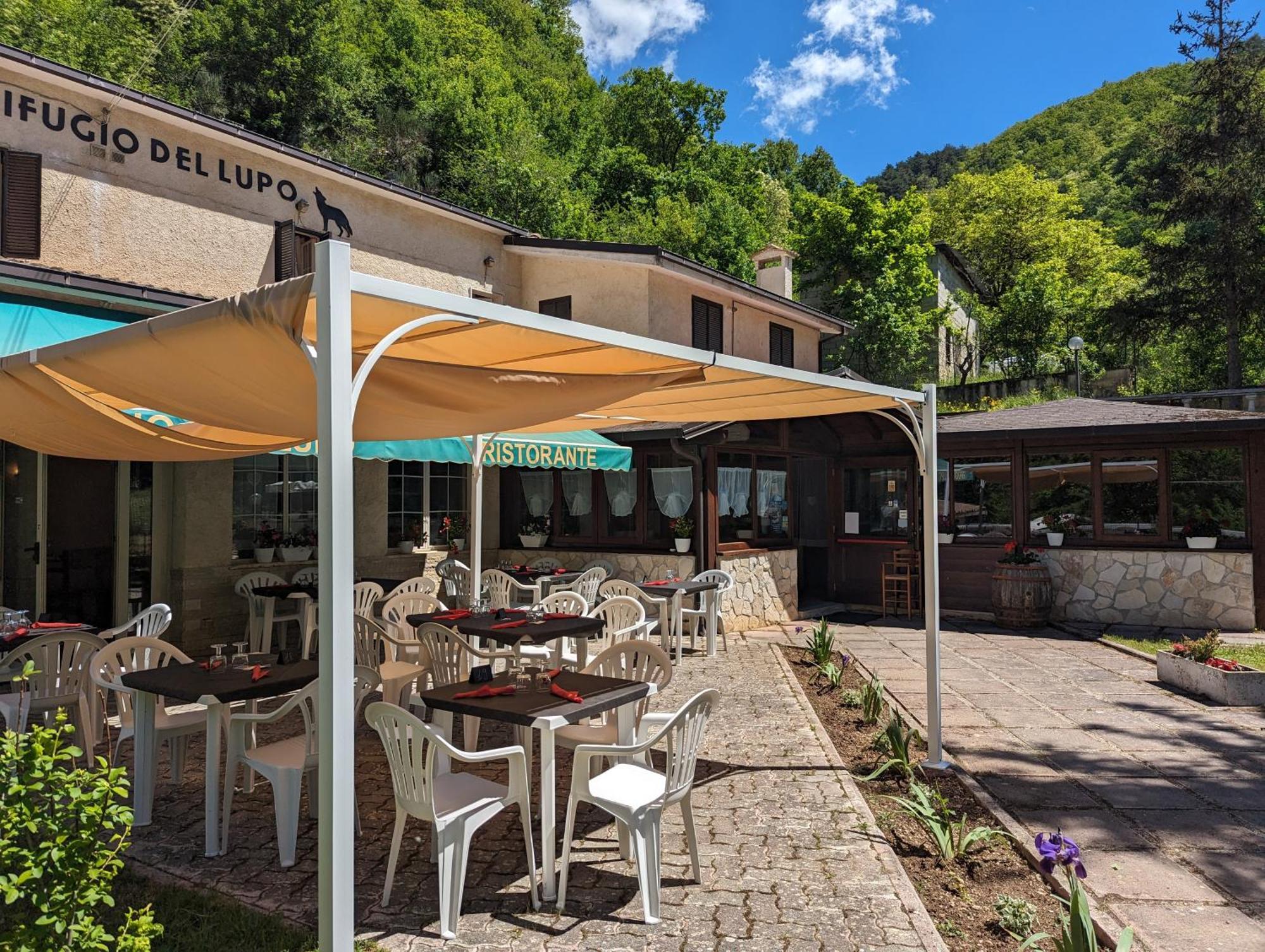 Hotel Il Rifugio Del Lupo 斯坎诺 外观 照片